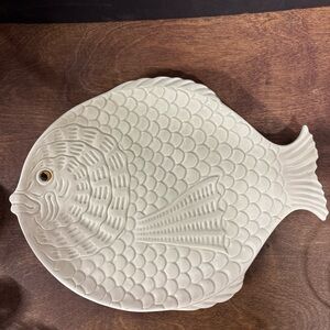 1975 Fitz and Floyd Cream Fish-Shaped Ceramic Plate